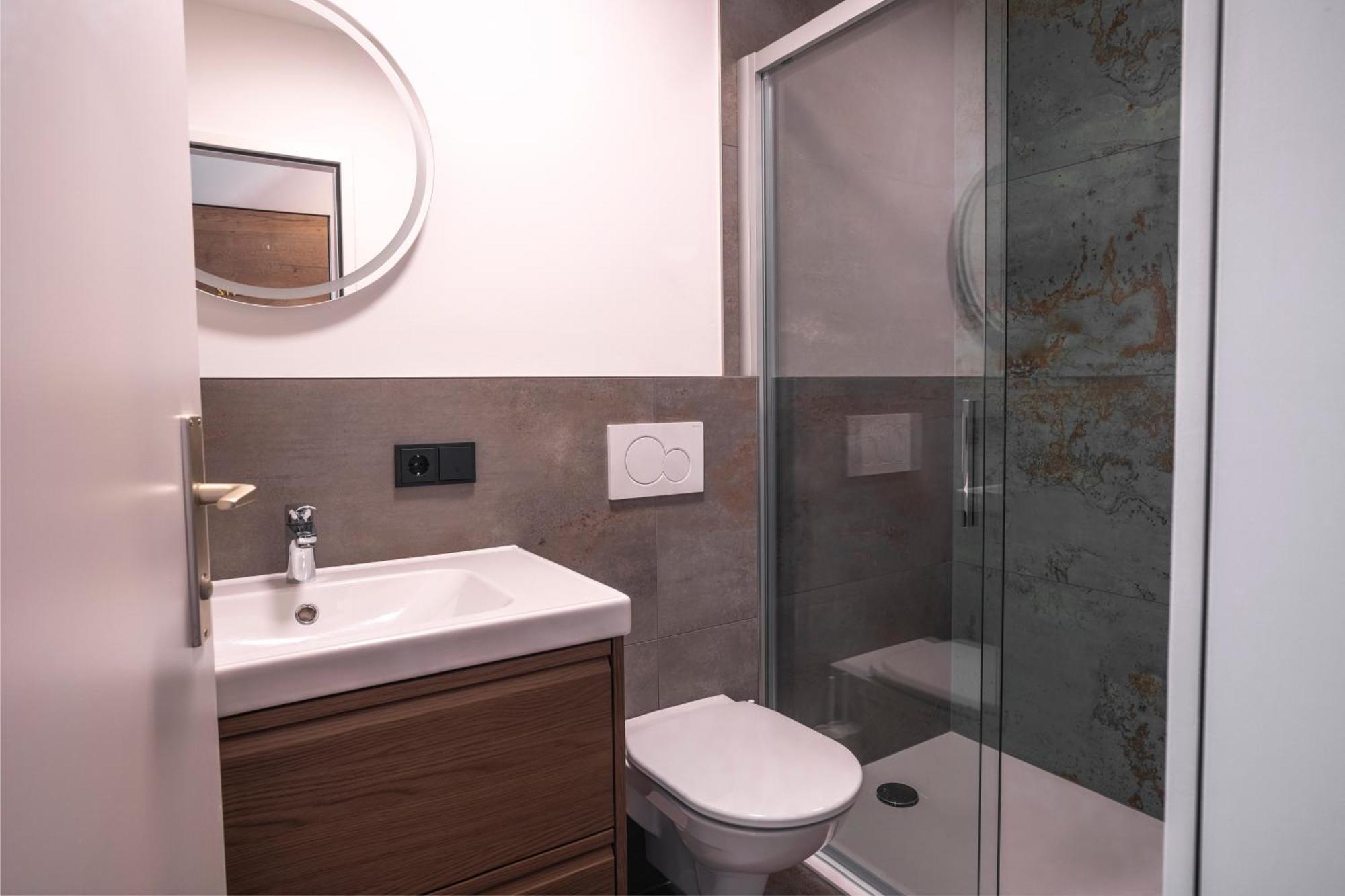 Suite Apartment Modern Getaway - Neu Renoviert - Strobl Am Wolfgangsee Kültér fotó